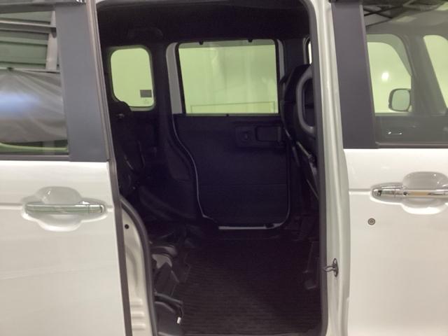 Ｎ－ＢＯＸカスタム ベースグレード　ＨｏｎｄａＣＯＮＮＥＣＴ対応純正メモリーナビ　ドラレコ　ベンチシ－ト　アクティブクルーズ　フルセグ対応　前席シートヒーター　イモビライザー　ＵＳＢ　運転席エアバッグ　スマートキー＆プッシュスタート（22枚目）