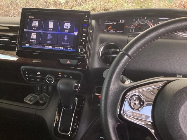 N-BOXカスタム Lターボ 純正ナビ フルセグ リアカメラ 両側電動D セキュリティアラーム 誤発信抑制 フルオートエアコン Sヒーター LEDランプ Bカメ アクティブクルーズコントロール サイドカーテンエアバック Iストップ(2枚目)