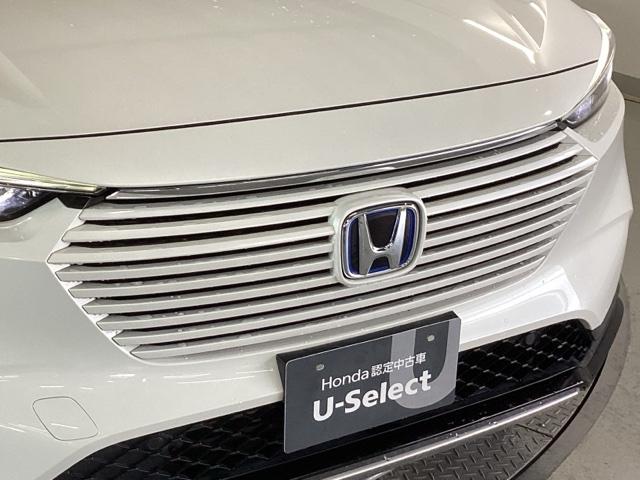 ヴェゼル ｅ：ＨＥＶＺ　純正メモリーナビ　ドラレコ　リアカメラ　Ｓヒータ　地デジフルセグＴＶ　定期点検記録簿　電動テールゲート　サイドエアバッグ　後カメラ　前後障害物センサー　横滑防止装置　エアコン　ＬＥＤヘットライト（23枚目）