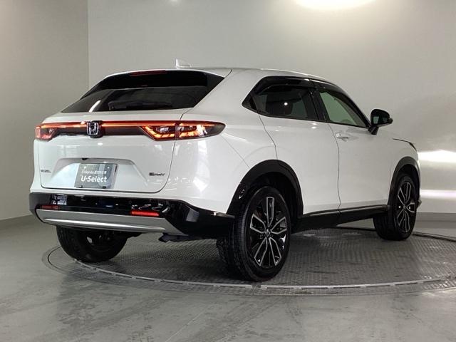 ヴェゼル ｅ：ＨＥＶＺ　純正メモリーナビ　ドラレコ　リアカメラ　Ｓヒータ　地デジフルセグＴＶ　定期点検記録簿　電動テールゲート　サイドエアバッグ　後カメラ　前後障害物センサー　横滑防止装置　エアコン　ＬＥＤヘットライト（31枚目）