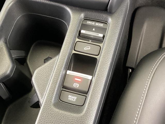 ヴェゼル ｅ：ＨＥＶＺ　純正メモリーナビ　ドラレコ　リアカメラ　Ｓヒータ　地デジフルセグＴＶ　定期点検記録簿　電動テールゲート　サイドエアバッグ　後カメラ　前後障害物センサー　横滑防止装置　エアコン　ＬＥＤヘットライト（40枚目）