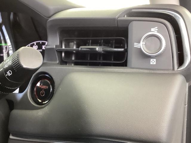 ヴェゼル ｅ：ＨＥＶＺ　純正メモリーナビ　ドラレコ　リアカメラ　Ｓヒータ　地デジフルセグＴＶ　定期点検記録簿　電動テールゲート　サイドエアバッグ　後カメラ　前後障害物センサー　横滑防止装置　エアコン　ＬＥＤヘットライト（45枚目）