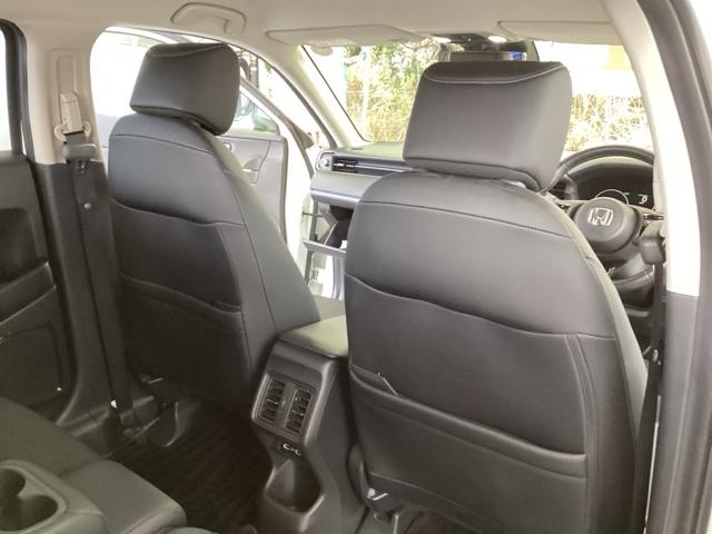 ヴェゼル ｅ：ＨＥＶＺ　純正メモリーナビ　ドラレコ　リアカメラ　Ｓヒータ　地デジフルセグＴＶ　定期点検記録簿　電動テールゲート　サイドエアバッグ　後カメラ　前後障害物センサー　横滑防止装置　エアコン　ＬＥＤヘットライト（60枚目）