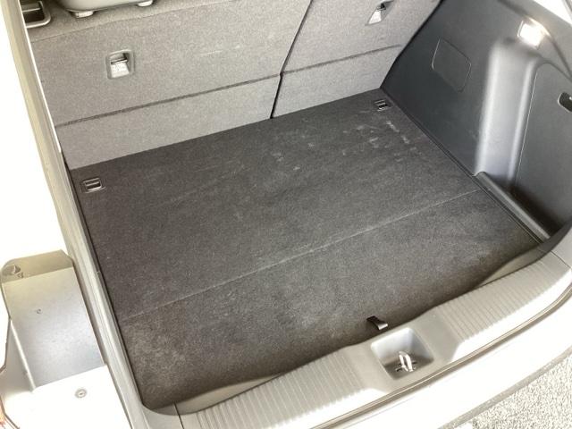 ヴェゼル ｅ：ＨＥＶＺ　純正メモリーナビ　ドラレコ　リアカメラ　Ｓヒータ　地デジフルセグＴＶ　定期点検記録簿　電動テールゲート　サイドエアバッグ　後カメラ　前後障害物センサー　横滑防止装置　エアコン　ＬＥＤヘットライト（67枚目）