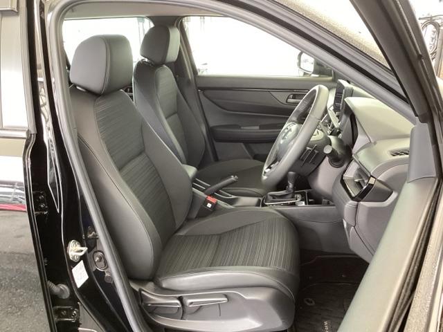 WR-V Zブラックスタイル 純正メモリーナビ ドラレコ リアカメラ サイドエアバック ETC車載器 LEDヘッドライト USB ドライブレコーダー 盗難防止システム オートライト バックカメラ スマートキー オートエアコン(16枚目)