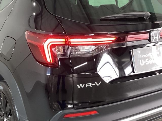 WR-V Zブラックスタイル 純正メモリーナビ ドラレコ リアカメラ サイドエアバック ETC車載器 LEDヘッドライト USB ドライブレコーダー 盗難防止システム オートライト バックカメラ スマートキー オートエアコン(28枚目)