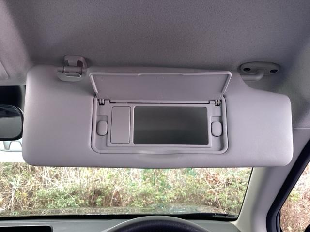 WR-V Zブラックスタイル 純正メモリーナビ ドラレコ リアカメラ サイドエアバック ETC車載器 LEDヘッドライト USB ドライブレコーダー 盗難防止システム オートライト バックカメラ スマートキー オートエアコン(45枚目)