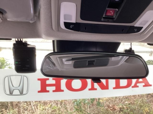 WR-V Zブラックスタイル 純正メモリーナビ ドラレコ リアカメラ サイドエアバック ETC車載器 LEDヘッドライト USB ドライブレコーダー 盗難防止システム オートライト バックカメラ スマートキー オートエアコン(47枚目)