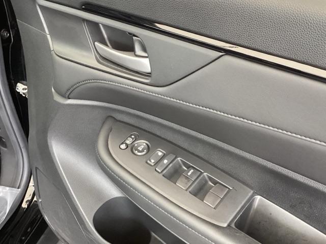 WR-V Zブラックスタイル 純正メモリーナビ ドラレコ リアカメラ サイドエアバック ETC車載器 LEDヘッドライト USB ドライブレコーダー 盗難防止システム オートライト バックカメラ スマートキー オートエアコン(49枚目)