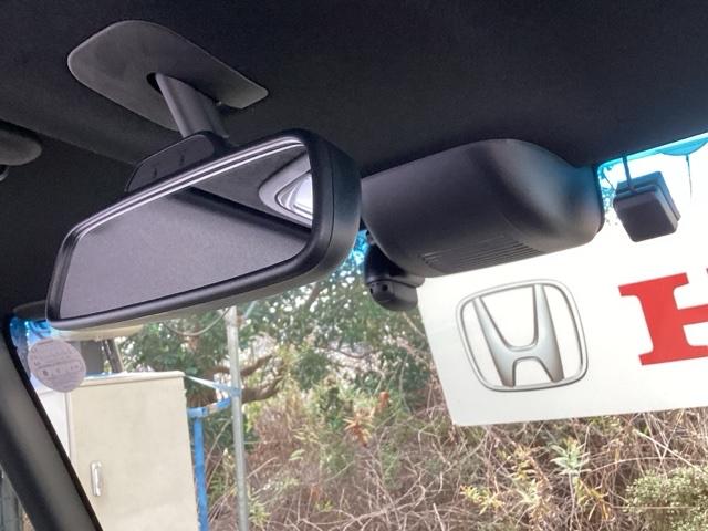 Ｎ－ＢＯＸカスタム ＥＸ　純正メモリーナビ　ドラレコ　リアカメラ　シ－トヒ－タ－　横滑り防止　ＡＡＣ　両側電動ドア　パーキングセンサー　カーテンエアバック　ＬＥＤヘッド　ＵＳＢ　ナビＴＶ　Ｒカメラ　ＤＶＤ　ＥＴＣ　スマキー（47枚目）