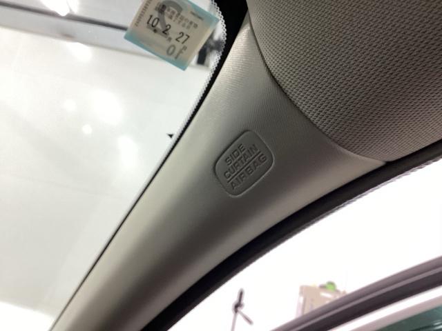 �T�C�h�J�[�e���G�A�o�b�O���t���Ă��܂��B