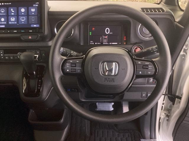 N-BOXカスタム ベースグレード 純正ナビ 片側電動スライドドア ETC ベンチシ-ト アクティブクルーズ フルセグ対応 前席シートヒーター イモビライザー USB 運転席エアバッグ スマートキー&プッシュスタート LEDヘッド(18枚目)