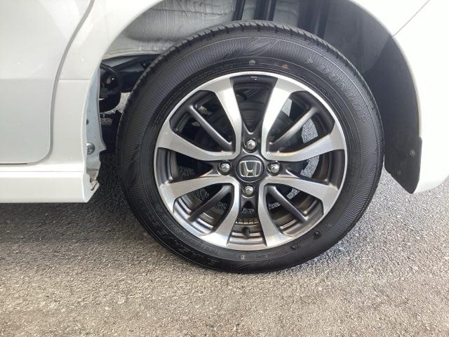 N-BOXカスタム ベースグレード 純正ナビ 片側電動スライドドア ETC ベンチシ-ト アクティブクルーズ フルセグ対応 前席シートヒーター イモビライザー USB 運転席エアバッグ スマートキー&プッシュスタート LEDヘッド(27枚目)