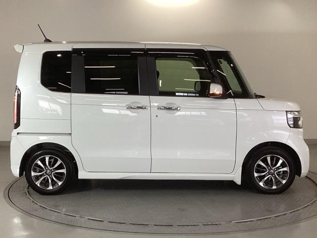 N-BOXカスタム ベースグレード 純正ナビ 片側電動スライドドア ETC ベンチシ-ト アクティブクルーズ フルセグ対応 前席シートヒーター イモビライザー USB 運転席エアバッグ スマートキー&プッシュスタート LEDヘッド(31枚目)