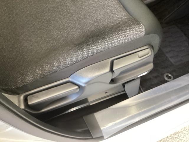 N-BOXカスタム ベースグレード 純正ナビ 片側電動スライドドア ETC ベンチシ-ト アクティブクルーズ フルセグ対応 前席シートヒーター イモビライザー USB 運転席エアバッグ スマートキー&プッシュスタート LEDヘッド(45枚目)