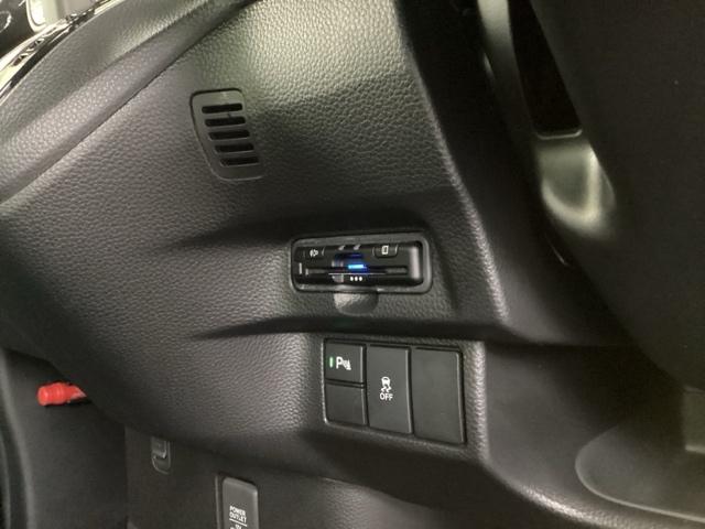 N-BOXカスタム L ドラレコ ナビ Rカメラ ブルートゥース シートヒーター付き 助手席エアバック Bカメ メンテナンスノート LED エアバッグ パワーウインドウ Aライト クルコン エアコン スマートキーPスタート(15枚目)