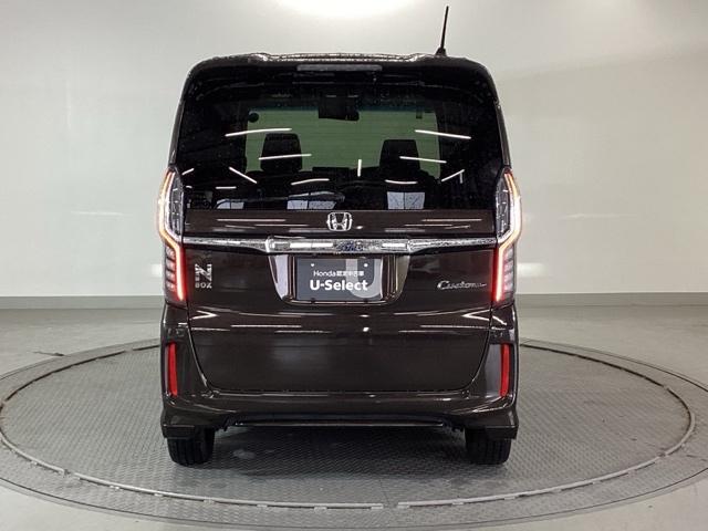 N-BOXカスタム G・Lターボホンダセンシング 純正メモリーナビ ドラレコ リアカメラ ベンチ 横滑り防止システム 整備点検記録簿 地デジフルセグ TVナビ Wエアバック サイドエアバック エアロ ターボ車 USB セキュリティアラーム ETC付(9枚目)