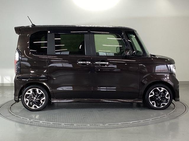 N-BOXカスタム G・Lターボホンダセンシング 純正メモリーナビ ドラレコ リアカメラ ベンチ 横滑り防止システム 整備点検記録簿 地デジフルセグ TVナビ Wエアバック サイドエアバック エアロ ターボ車 USB セキュリティアラーム ETC付(32枚目)