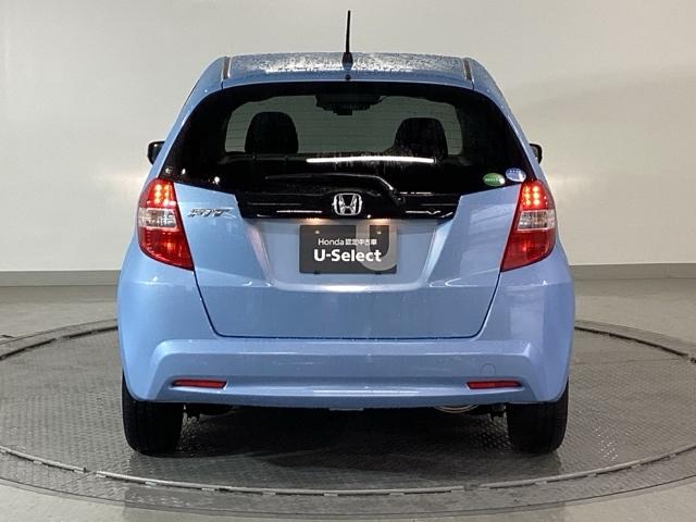 フィット 13G・スマートセレクションファインスタイル 純正メモリーナビ オートエアコン ETC USB 記録簿有り 盗難防止装置 キーレス パワーウィンドウ インテリキー ワンセグTV DVD再生 パワーステアリング ABS エアバック ナビ・TV(9枚目)