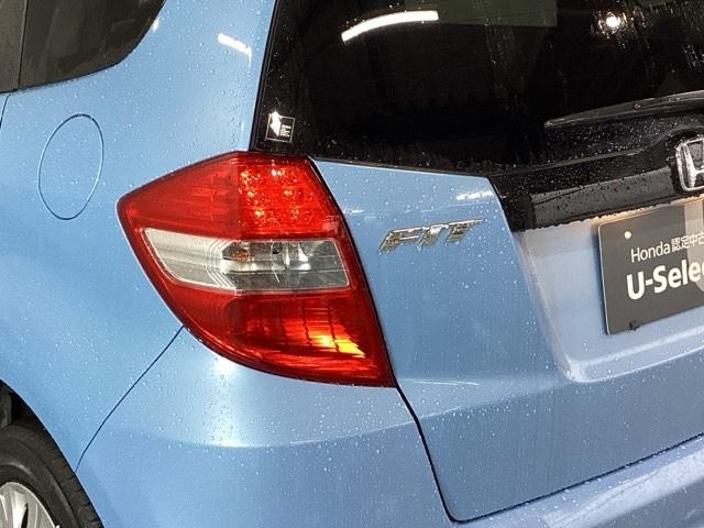 フィット 13G・スマートセレクションファインスタイル 純正メモリーナビ オートエアコン ETC USB 記録簿有り 盗難防止装置 キーレス パワーウィンドウ インテリキー ワンセグTV DVD再生 パワーステアリング ABS エアバック ナビ・TV(27枚目)