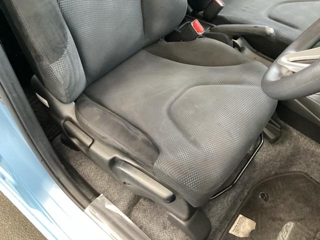 フィット 13G・スマートセレクションファインスタイル 純正メモリーナビ オートエアコン ETC USB 記録簿有り 盗難防止装置 キーレス パワーウィンドウ インテリキー ワンセグTV DVD再生 パワーステアリング ABS エアバック ナビ・TV(53枚目)