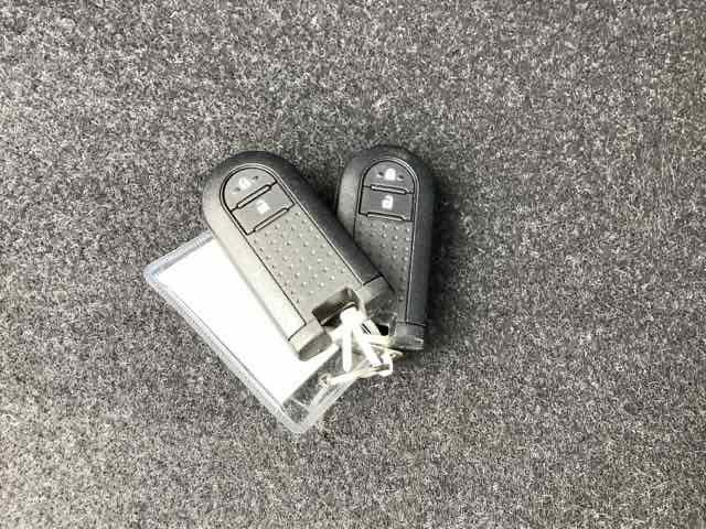 �X�}�[�g�L�[�̓o�b�O�Ȃǂɂ��܂����܂܃{�^������ŃG���W���̎n���E��~���ł��đ�ϕ֗��ł��B