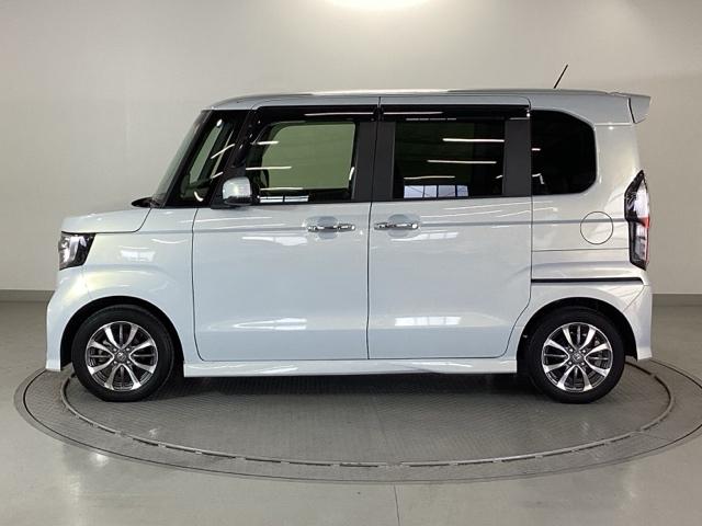 Ｎ－ＢＯＸカスタム Ｌ　純正メモリーナビ　シートヒーター　ＥＴＣ　スマートキーシステム　リヤカメラ　サイドカーテンエアバック　記録簿　ナビ＆ＴＶ　ＵＳＢポート　ＬＥＤ　キーフリー　両側スライド片側電動ドア　パワーステアリング（26枚目）