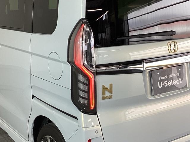 Ｎ－ＢＯＸカスタム Ｌ　純正メモリーナビ　シートヒーター　ＥＴＣ　スマートキーシステム　リヤカメラ　サイドカーテンエアバック　記録簿　ナビ＆ＴＶ　ＵＳＢポート　ＬＥＤ　キーフリー　両側スライド片側電動ドア　パワーステアリング（28枚目）