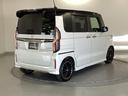 Ｎ－ＢＯＸカスタム Ｌターボ　純正ナビ　フルセグ　リアカメラ　地デジチューナー　衝突軽減ブレーキサポート　ＬＥＤヘッドライ　アイドリングＳ　ターボエンジン　ＰＳ　カーテンエアバック　シートヒータ　エアバック　ＵＳＢ　ＡＡＣ　ＡＢＳ（8枚目）
