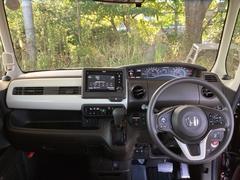 �ե���ȥ��饹���礭�����磻�ɤʻ볦�Ǳ�ž�⤷�䤹���ʤ�褦�ˡ��߷פ���Ƥ��ޤ��� 3