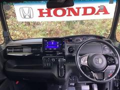 �ե���ȥ��饹���礭�����磻�ɤʻ볦�Ǳ�ž�⤷�䤹���ʤ�褦�ˡ��߷פ���Ƥ��ޤ��� 3