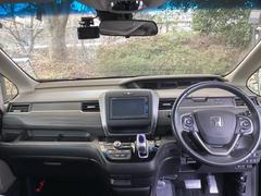 �ե���ȥ��饹���礭�����磻�ɤʻ볦�Ǳ�ž�⤷�䤹���ʤ�褦�ˡ��߷פ���Ƥ��ޤ��� 3