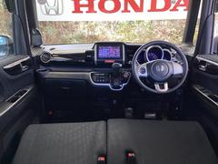 �ɥ饤�С����濴�˼����˼꤬�Ϥ����֤ˣ��ԥ��쥯�ȥ�С��䥨�������͡��������å��ʤɤ����֡��������ͥ��Ƥ��ޤ� 2