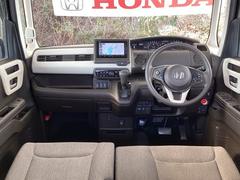 �ɥ饤�С����濴�˼����˼꤬�Ϥ����֤ˣ��ԥ��쥯�ȥ�С��䥨�������͡��������å��ʤɤ����֡��������ͥ��Ƥ��ޤ� 2