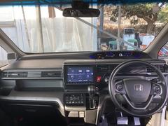 �ե���ȥ��饹���礭�����磻�ɤʻ볦�Ǳ�ž�⤷�䤹���ʤ�褦�����ꤵ��Ƥ��ޤ��� 2