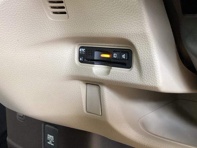 Ｎ－ＢＯＸ Ｇ・Ｌホンダセンシング　純正ナビ　フルセグ　リアカメラ　Ｗ電動ドア　レーダブレーキ　Ａストップ　カーテンエアバック　ＥＳＣ　キーフリーシステム　ＬＥＤライト　バックＭ　ＴＶナビ　ＵＳＢ　スマートキー　クルコン　ＥＴＣ　ＤＶＤ（15枚目）
