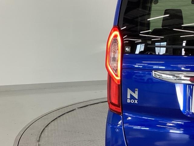 Ｎ－ＢＯＸ Ｇ・Ｌホンダセンシング　純正ナビ　フルセグ　リアカメラ　Ｗ電動ドア　レーダブレーキ　Ａストップ　カーテンエアバック　ＥＳＣ　キーフリーシステム　ＬＥＤライト　バックＭ　ＴＶナビ　ＵＳＢ　スマートキー　クルコン　ＥＴＣ　ＤＶＤ（33枚目）