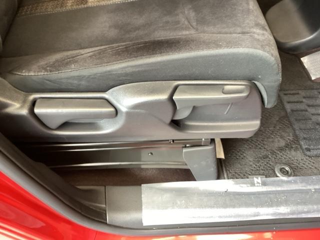 Ｎ－ＢＯＸカスタム Ｇ・ＥＸホンダセンシング　純正ナビ　スーパースライドシート　衝突被害軽減装置　エアコン　盗難防止システム　ＰＷ　両側スライド片側電動ドア　キーフリーシステム　ナビＴＶ　サイドエアバッグ　ＡＢＳ　ＥＴＣ付き　ＬＥＤヘッドランプ（50枚目）