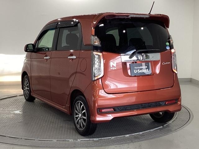 Ｎ－ＷＧＮカスタム Ｇ・Ａパッケージ　純正ナビ　ワンセグ　リアカメラ　追突被害軽減ブレーキ　フロントベンチシート　Ｒカメ　ＡＵＴＯエアコン　助手席エアバック　ＡＢＳ　パワーウィンドウ　カーテンエアバック　ＤＶＤ再生機能　横滑り防止　ＥＴＣ（10枚目）