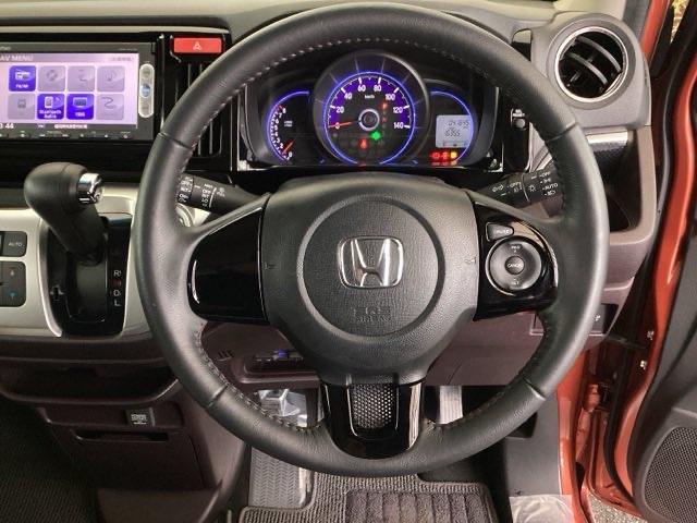 Ｎ－ＷＧＮカスタム Ｇ・Ａパッケージ　純正ナビ　ワンセグ　リアカメラ　追突被害軽減ブレーキ　フロントベンチシート　Ｒカメ　ＡＵＴＯエアコン　助手席エアバック　ＡＢＳ　パワーウィンドウ　カーテンエアバック　ＤＶＤ再生機能　横滑り防止　ＥＴＣ（17枚目）