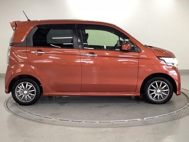 Ｎ－ＷＧＮカスタム Ｇ・Ａパッケージ　純正ナビ　ワンセグ　リアカメラ　追突被害軽減ブレーキ　フロントベンチシート　Ｒカメ　ＡＵＴＯエアコン　助手席エアバック　ＡＢＳ　パワーウィンドウ　カーテンエアバック　ＤＶＤ再生機能　横滑り防止　ＥＴＣ（30枚目）