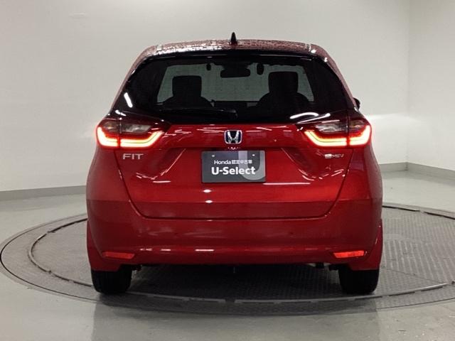 フィット e:HEVホーム20周年特別仕様車カーサ メモリーナビ ドラレコ リアカメラ DVD シートヒーター 横滑り防止装置 フルセグ LEDヘッドライト ドライブレコーダー スマキー オートクルーズコントロール サイドエアバック 記録簿 AAC(10枚目)