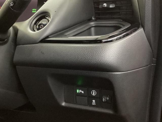 フィット e:HEVホーム20周年特別仕様車カーサ メモリーナビ ドラレコ リアカメラ DVD シートヒーター 横滑り防止装置 フルセグ LEDヘッドライト ドライブレコーダー スマキー オートクルーズコントロール サイドエアバック 記録簿 AAC(15枚目)