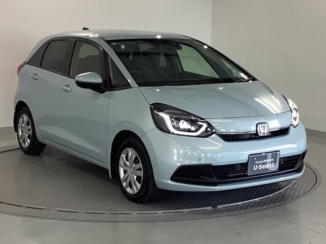 フィット e:HEVホーム 純正メモリーナビ ドラレコ リアカメラ 前後誤発進抑制機能 クリソナ 助手席エアバッグ 運転席エアバッグ アイドリングストップ LEDライト USB接続 バックカメラ ABS サイドエアバッグ 記録簿(7枚目)