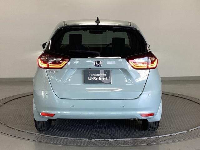 フィット e:HEVホーム 純正メモリーナビ ドラレコ リアカメラ 前後誤発進抑制機能 クリソナ 助手席エアバッグ 運転席エアバッグ アイドリングストップ LEDライト USB接続 バックカメラ ABS サイドエアバッグ 記録簿(9枚目)