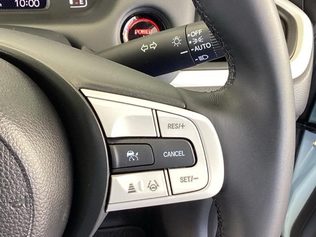 フィット e:HEVホーム 純正メモリーナビ ドラレコ リアカメラ 前後誤発進抑制機能 クリソナ 助手席エアバッグ 運転席エアバッグ アイドリングストップ LEDライト USB接続 バックカメラ ABS サイドエアバッグ 記録簿(41枚目)