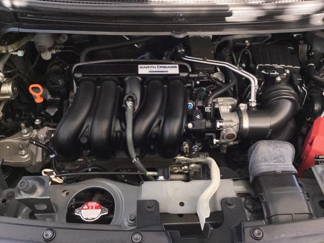 フリード クロスター・ホンダセンシング メモリーナビ ドラレコ ETC 両PSD USBポート 地デジ エアバック Iストップ VSA リヤカメラ 3列シート 整備記録簿 DVD再生 ウォークスルー イモビライザー キーフリー パワステ(24枚目)