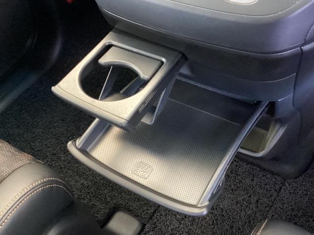 フリード クロスター・ホンダセンシング メモリーナビ ドラレコ ETC 両PSD USBポート 地デジ エアバック Iストップ VSA リヤカメラ 3列シート 整備記録簿 DVD再生 ウォークスルー イモビライザー キーフリー パワステ(33枚目)