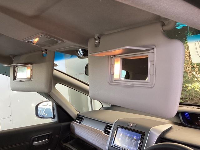 フリード クロスター・ホンダセンシング メモリーナビ ドラレコ ETC 両PSD USBポート 地デジ エアバック Iストップ VSA リヤカメラ 3列シート 整備記録簿 DVD再生 ウォークスルー イモビライザー キーフリー パワステ(35枚目)