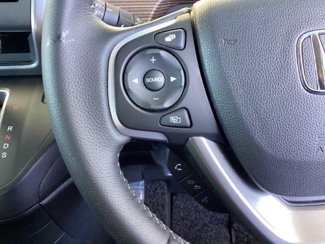 フリード クロスター・ホンダセンシング メモリーナビ ドラレコ ETC 両PSD USBポート 地デジ エアバック Iストップ VSA リヤカメラ 3列シート 整備記録簿 DVD再生 ウォークスルー イモビライザー キーフリー パワステ(39枚目)